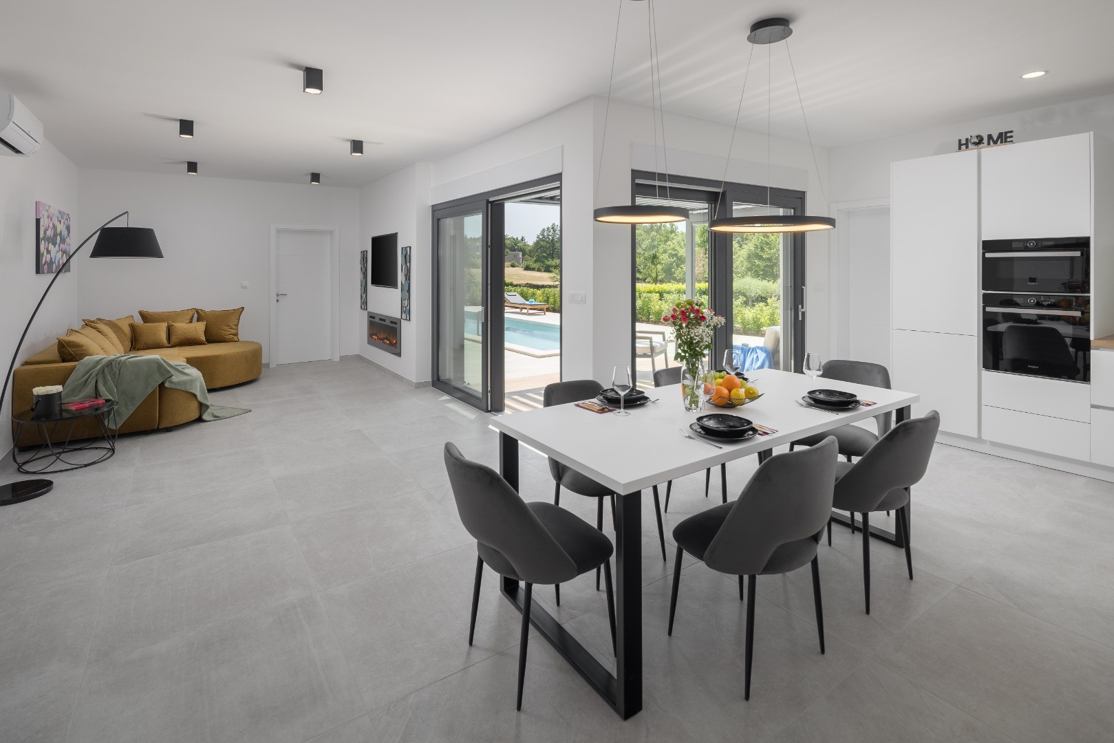 Villa Leda - Reset without the noise: private heated pool and sauna, Villa Leda Sveti Petar u &Scaron;umi